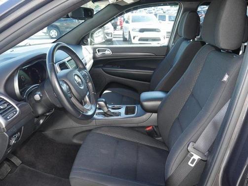2018 Jeep Grand Cherokee Laredo E