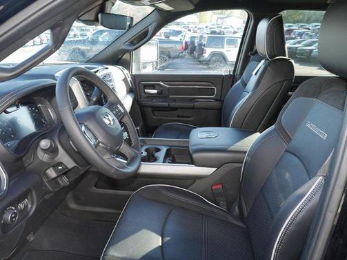 2025 RAM 2500 Laramie Crew Cab 4x4 6'4' Box