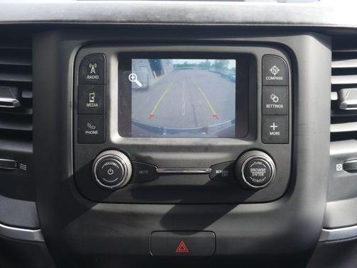Delmonico Red Pearlcoat 2019 RAM 1500 Big Horn