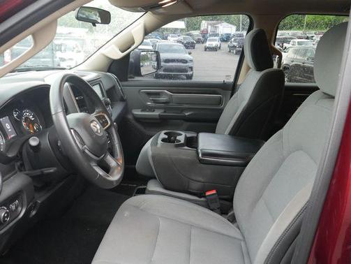 Delmonico Red Pearlcoat 2019 RAM 1500 Big Horn