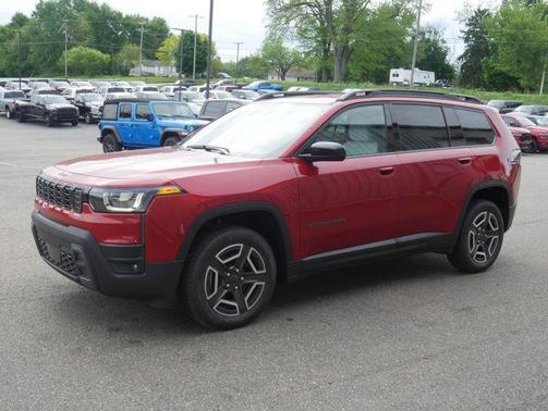 Red Hot Pearlcoat 2026 Jeep Cherokee Laredo 4x4