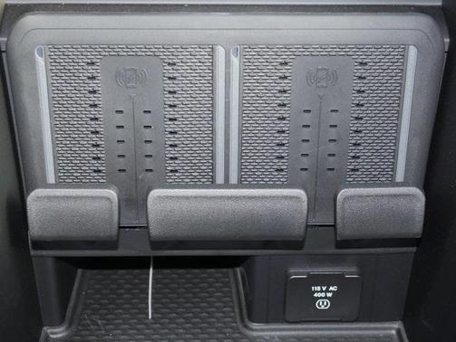 2025 RAM 2500 Laramie Crew Cab 4x4 6'4' Box