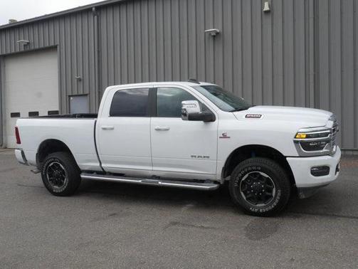 2025 RAM 2500 Laramie Crew Cab 4x4 6'4' Box