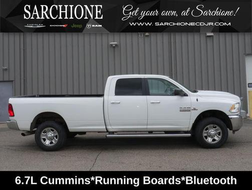 Bright White Clearcoat 2017 RAM 2500 SLT Crew Cab 4x4 8' Box