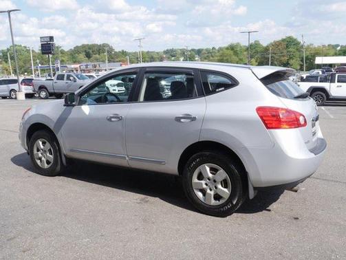 2012 Nissan Rogue S