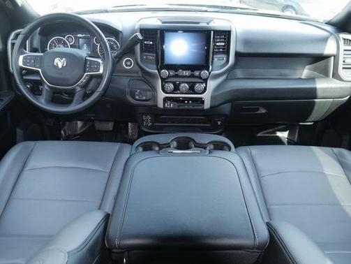 2025 RAM 2500 Tradesman Crew Cab 4x4 8' Box