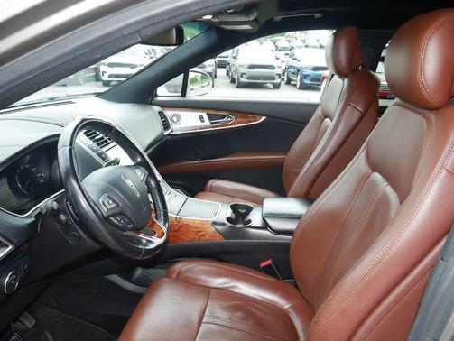 Luxe Metallic 2016 Lincoln MKX Reserve