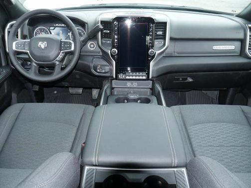 2025 RAM 2500 Big Horn Crew Cab 4x4 6'4' Box