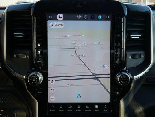 2025 RAM 2500 Big Horn Crew Cab 4x4 6'4' Box