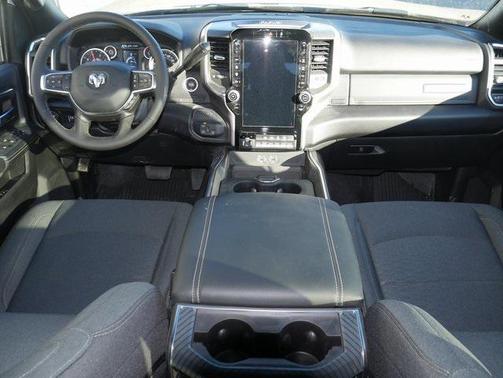 2025 RAM 2500 Big Horn Crew Cab 4x4 6'4' Box