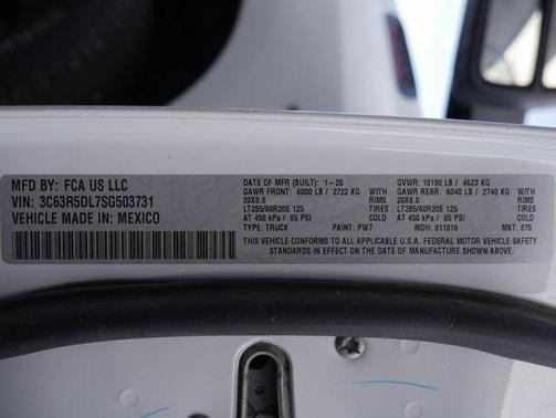 2025 RAM 2500 Big Horn Crew Cab 4x4 6'4' Box