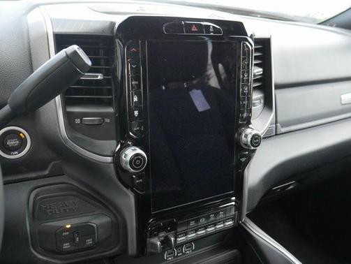 2025 RAM 2500 Big Horn Crew Cab 4x4 6'4' Box