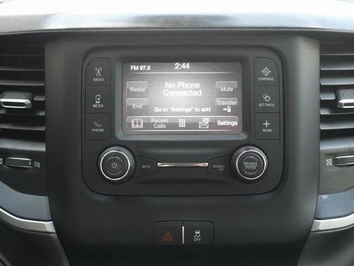 2020 RAM 2500 Big Horn Crew Cab 4X4 6'4' Box
