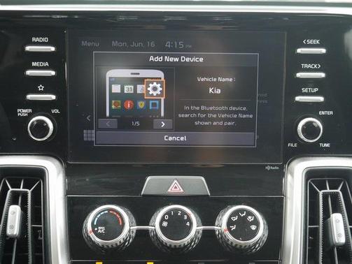 2022 Kia Sorento LX