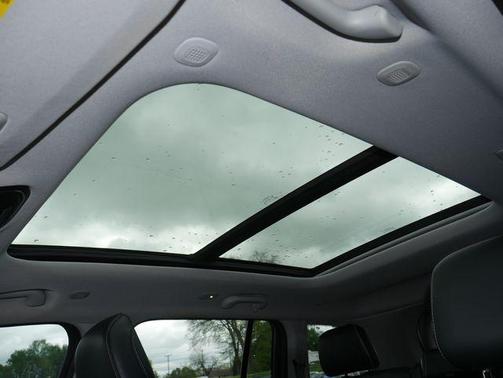 Bright White Clearcoat 2024 Jeep Grand Cherokee Limited
