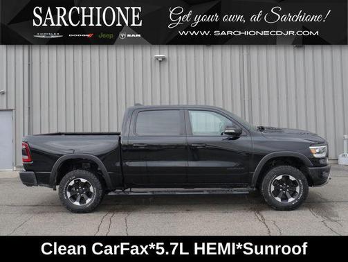Diamond Black Crystal Pearlcoat 2021 RAM 1500 Rebel