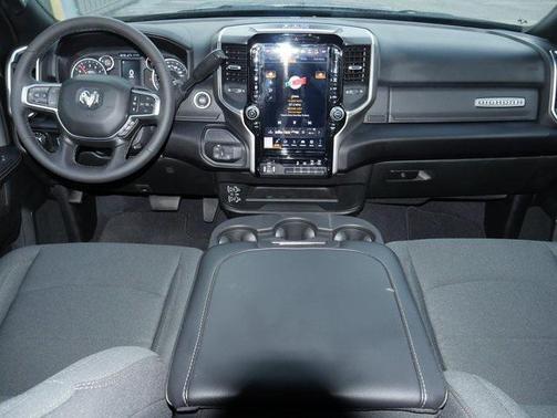 2025 RAM 2500 Big Horn Crew Cab 4x4 6'4' Box