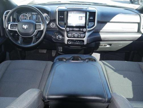 2022 RAM 2500 Big Horn Crew Cab 4x4 6'4' Box