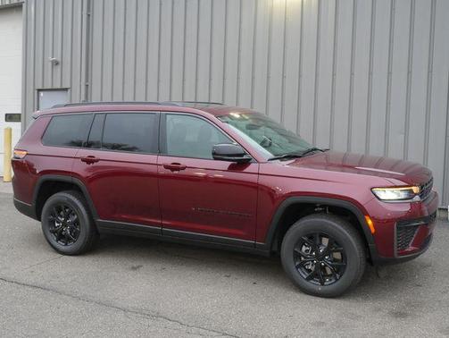 Velvet Red Pearlcoat 2026 Jeep Grand Cherokee L Altitude