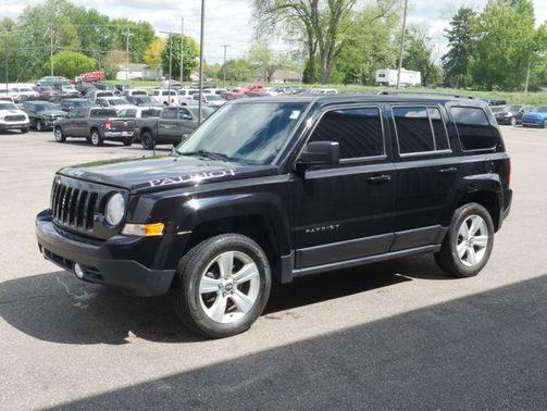 Black Clearcoat 2016 Jeep Patriot Latitude