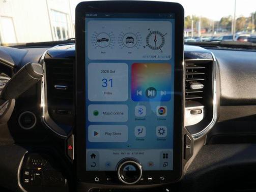 2023 RAM 2500 Big Horn Crew Cab 4x4 6'4' Box