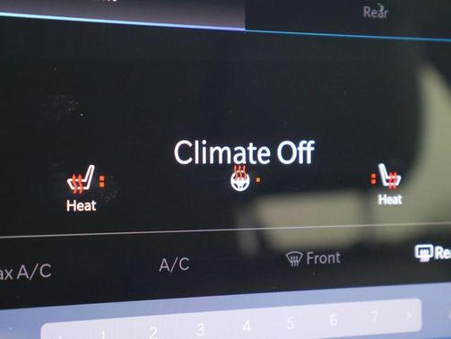 Brilliant Black Crystal Pearlcoat 2023 Chrysler Pacifica Touring L