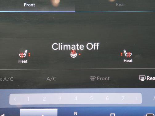 Brilliant Black Crystal Pearlcoat 2023 Chrysler Pacifica Touring L