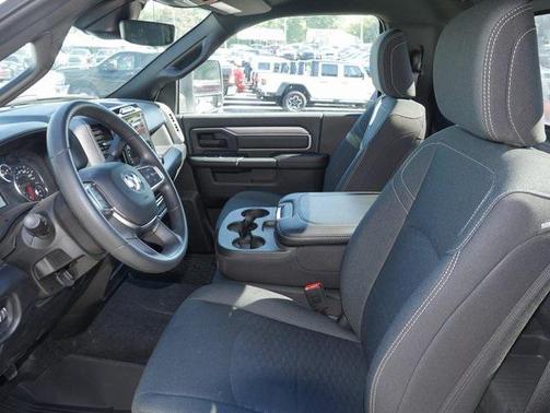 2025 RAM 2500 Tradesman Regular Cab 4x4 8' Box