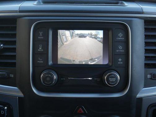 2024 RAM 1500 Classic Warlock Crew Cab 4x4 5'7' Box