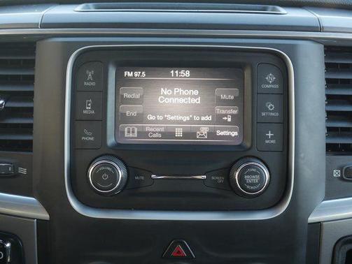 2024 RAM 1500 Classic Warlock Crew Cab 4x4 5'7' Box