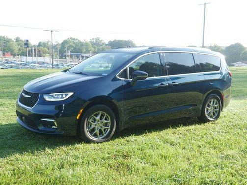 Fathom Blue Pearlcoat 2022 Chrysler Pacifica Touring