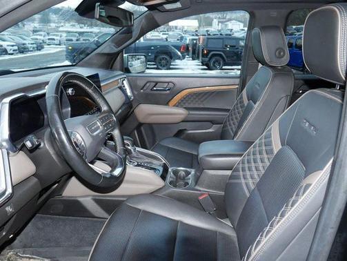 2023 GMC Canyon Denali