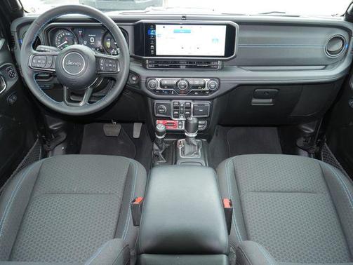 Black Clearcoat 2025 Jeep Wrangler 4xe Rubicon