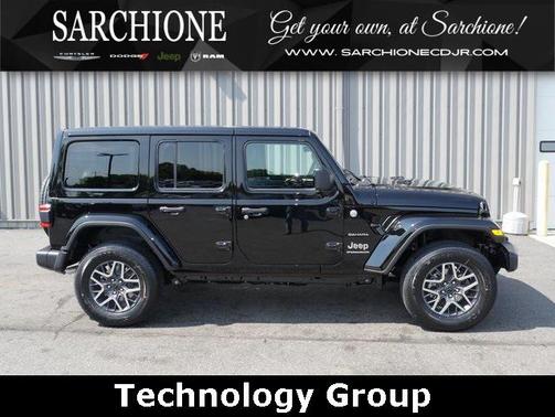 2024 Jeep Wrangler 4-Door Sahara 4x4