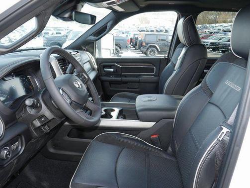 2025 RAM 2500 Laramie Crew Cab 4x4 6'4' Box