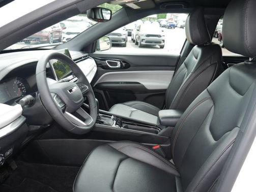 Bright White Clearcoat 2024 Jeep Compass Limited