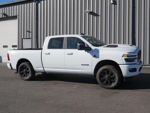 2025 RAM 2500 Laramie Crew Cab 4x4 6'4' Box