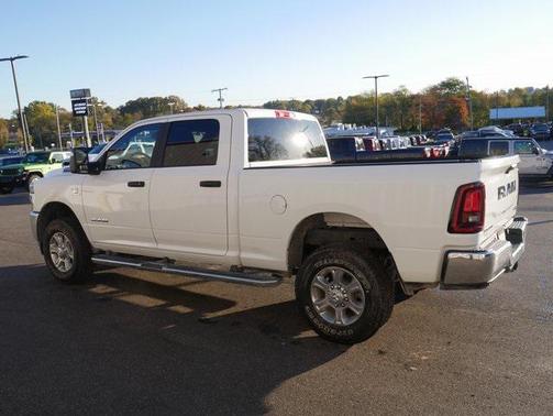 2025 RAM 2500 Big Horn Crew Cab 4x4 6'4' Box