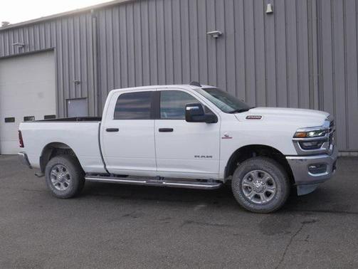 2025 RAM 2500 Big Horn Crew Cab 4x4 6'4' Box