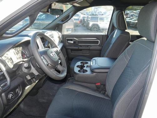 2025 RAM 2500 Big Horn Crew Cab 4x4 6'4' Box