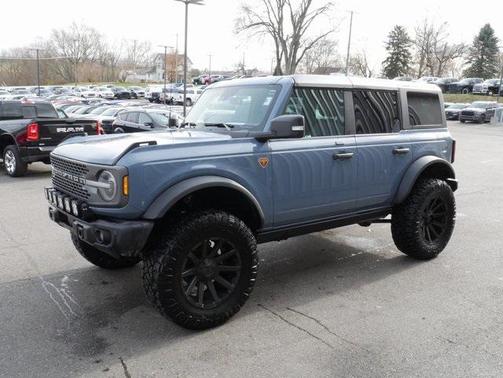 2023 Ford Bronco Badlands