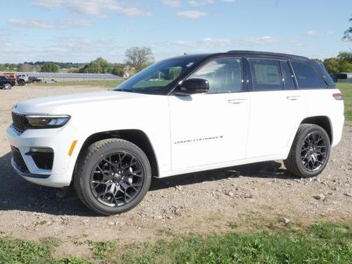 2025 Jeep Grand Cherokee Summit