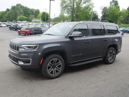 Baltic Gray Metallic Clearcoat 2022 Jeep Wagoneer Series III 4x4