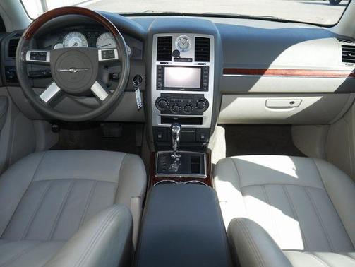 2009 Chrysler 300C Hemi