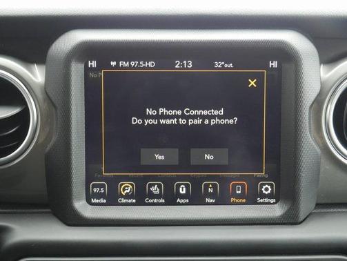 2023 Jeep Wrangler 4-Door Sahara 4x4