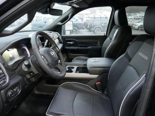 2025 RAM 2500 Laramie Crew Cab 4x4 6'4' Box