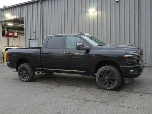 2025 RAM 2500 Laramie Crew Cab 4x4 6'4' Box