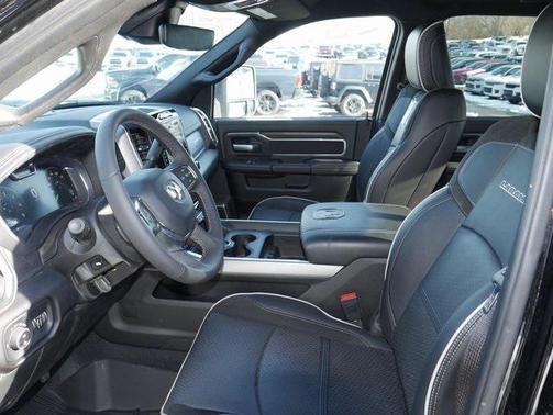 2025 RAM 2500 Laramie Crew Cab 4x4 6'4' Box