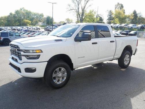 2025 RAM 2500 Big Horn Crew Cab 4x4 6'4' Box