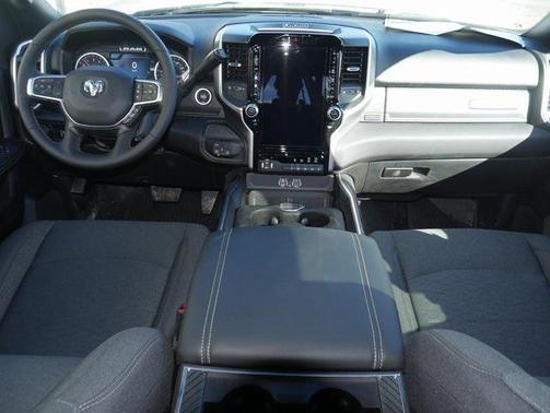 2025 RAM 2500 Big Horn Crew Cab 4x4 6'4' Box